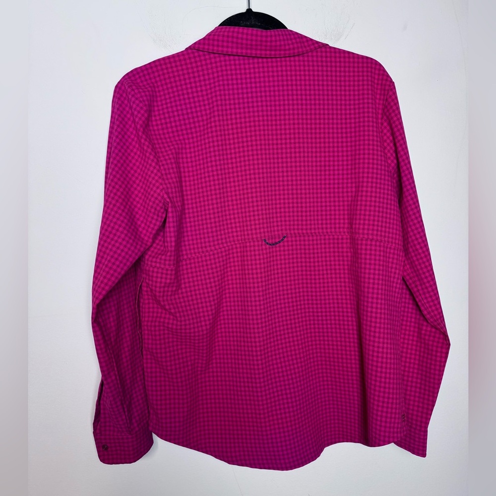 Title Nine Tuolumne Tech Button Down Shirt - Picture 5 of 10